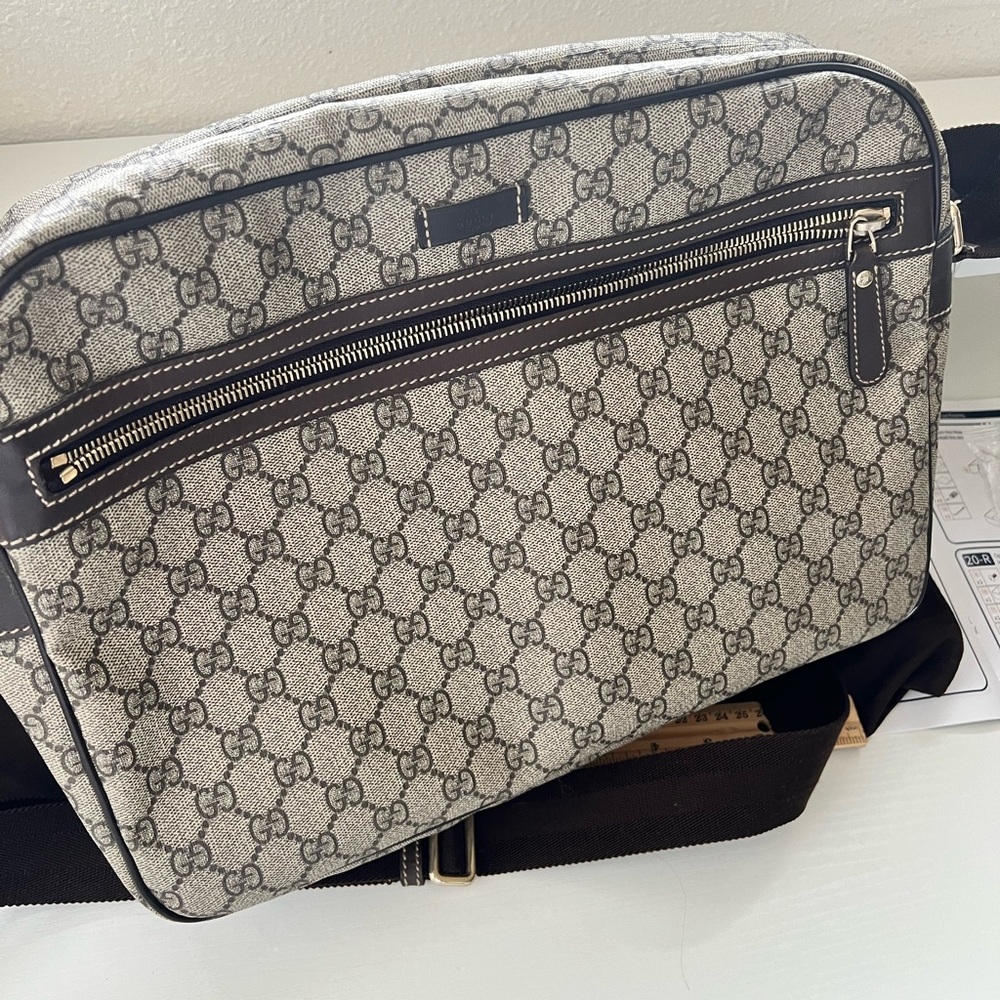 Gucci Monogram Unisex Messenger Bag